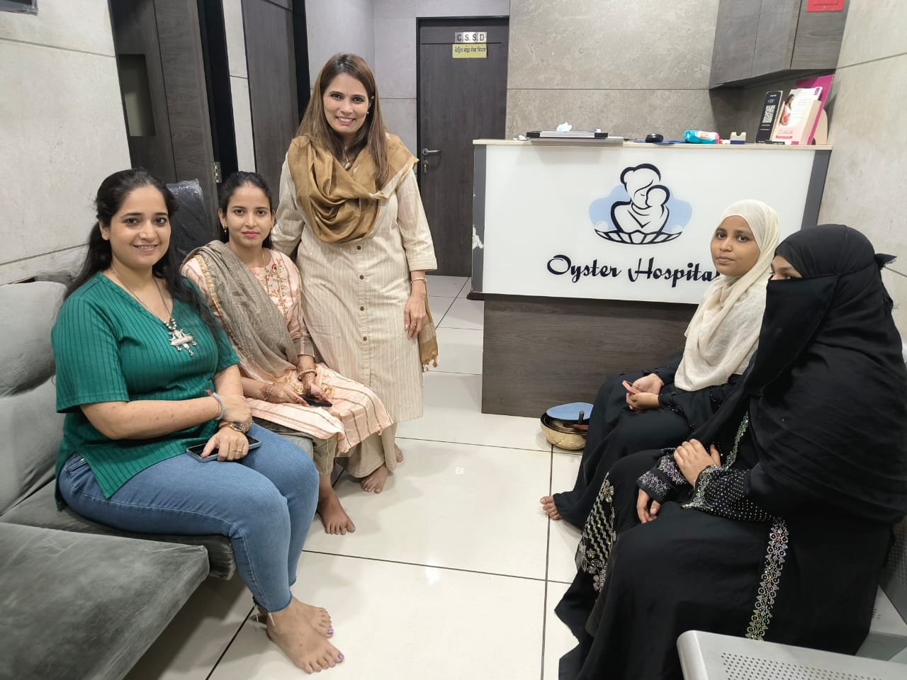 Bijall with mothers at Oyster Hospital